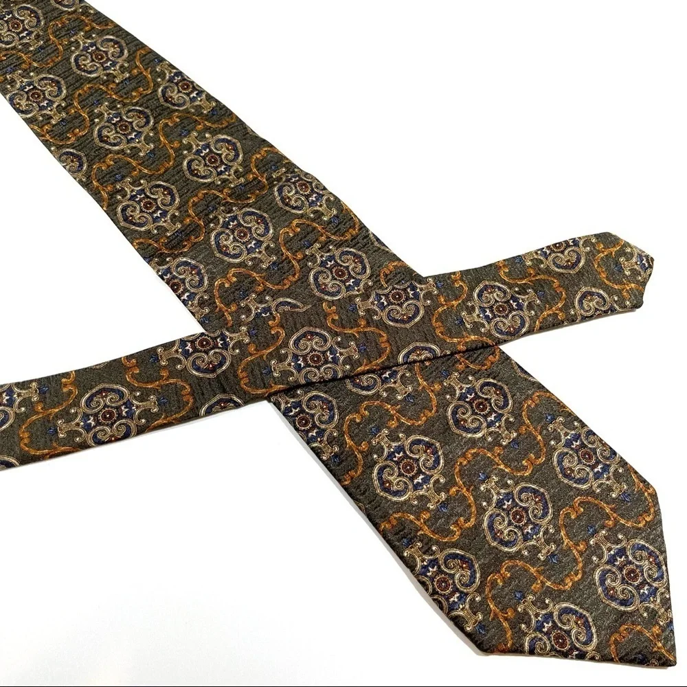 Italian Silk Tie by Club Room Green Blue Tan Gold
